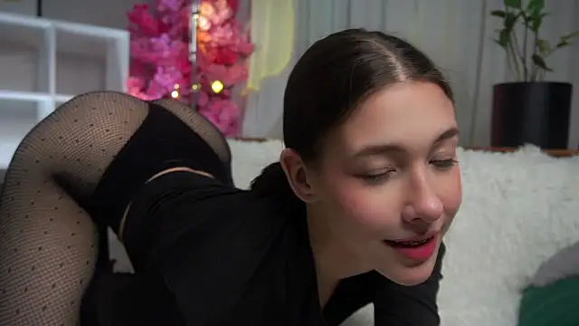 EviaRabasca online show from September 29, 12:10 pm