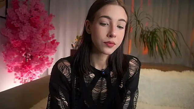 EviaRabasca online show from October 13, 11:46 am