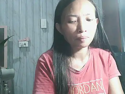 pinayhotii online show from November 18, 10:49 am