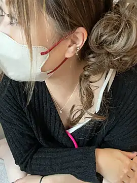 sizuru online show from March 18, 5:23 am