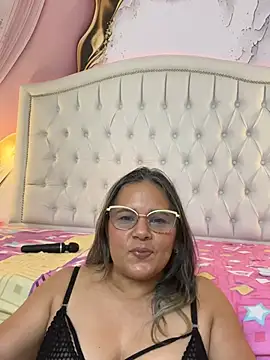 Lucy Milf 474 online show from July 28, 4:39 pm