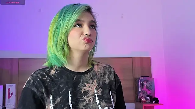 Akatsumi  online show from March 9, 4:32 pm