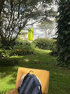 AliceMrtnz online show from July 1, 3:11 pm