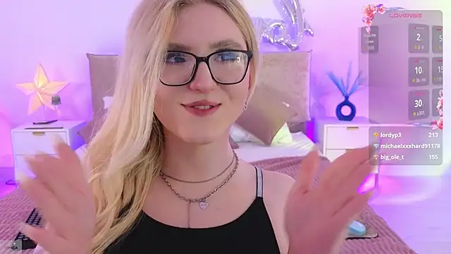 Jules night online show from July 11, 9:59 pm