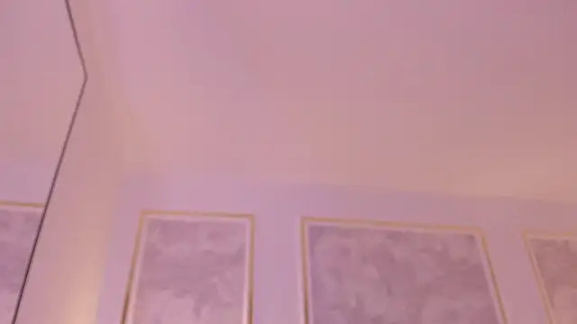 Snapshot of doll_eyees_ chatting on September 19, 2:43 am doll eyees online show from September 19, 2:43 am