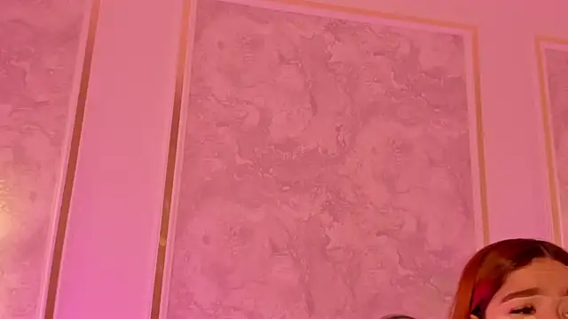 Snapshot of doll_eyees_ chatting on October 22, 2:27 am doll eyees online show from October 22, 2:27 am