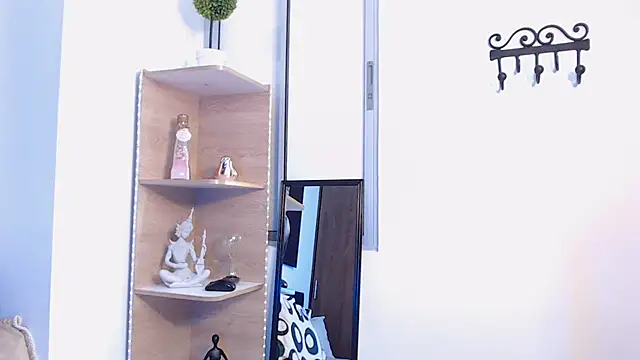 NicoletBlossom online show from February 21, 8:09 pm