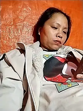 venu00 online show from November 14, 10:37 am