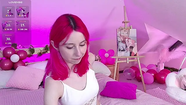 Liann Stark online show from June 26, 1:23 pm