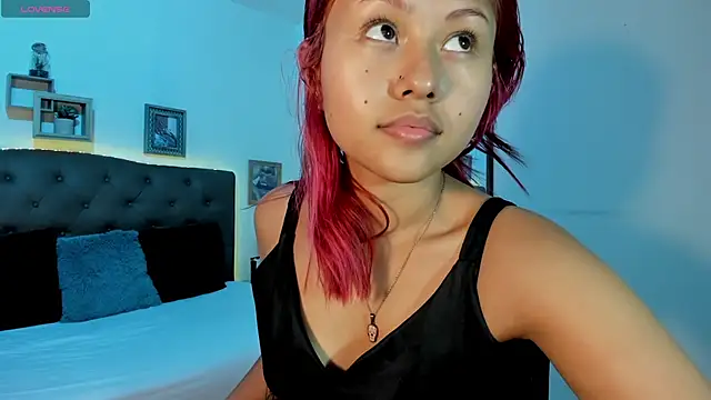 MAYASMITH   online show from June 23, 6:11 am
