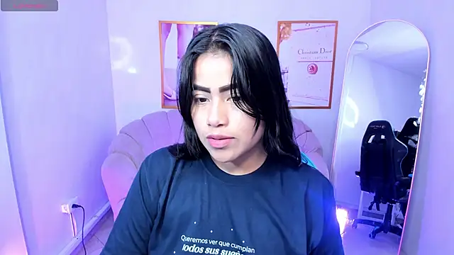 Snapshot of Victoria_b_ chatting on September 15, 7:54 pm Victoria b online show from September 15, 7:54 pm