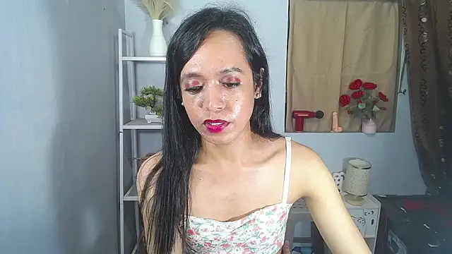Nicoleliciousss online show from May 10, 10:23 pm