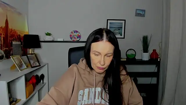 Velvet Jasmine online show from October 20, 5:21 am