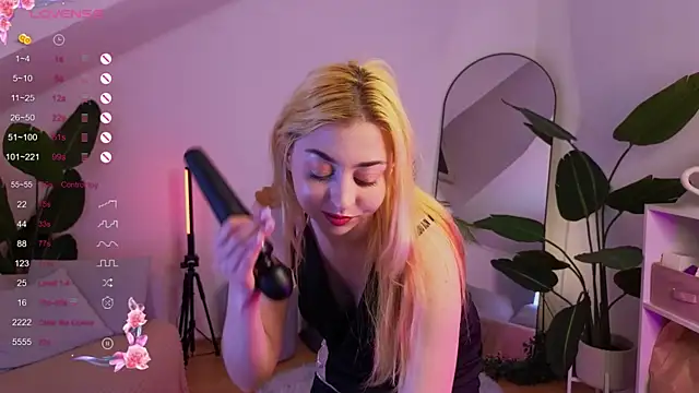Snapshot of dreamhannah chatting on September 27, 9:44 pm dreamhannah online show from September 27, 9:44 pm