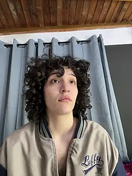 TeensNews18 online show from February 20, 11:23 am