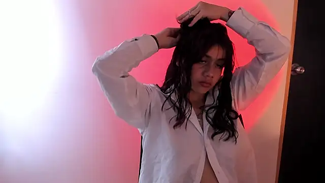 Julieth brown  online show from March 5, 8:26 pm