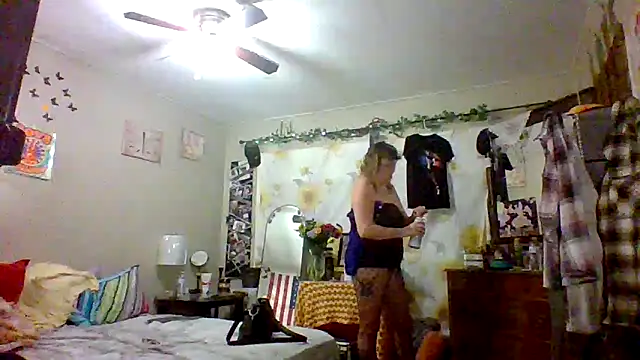 Bored Grandma online show from February 18, 6:01 am