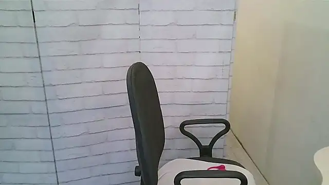 Helen xi  online show from November 15, 5:19 am