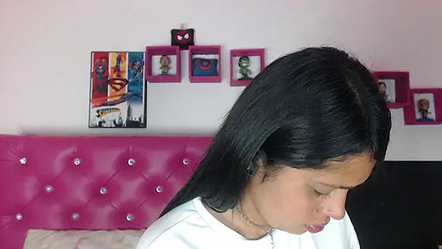 Snapshot of Lolitaa_ran chatting on October 2, 3:33 am Lolitaa ran online show from October 2, 3:33 am