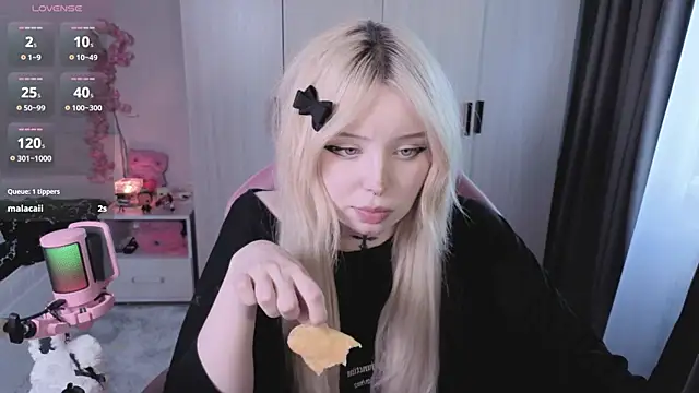 RileyVice online show from June 28, 12:23 pm