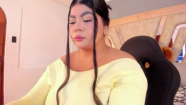 BellaBoobs  online show from July 5, 8:25 pm