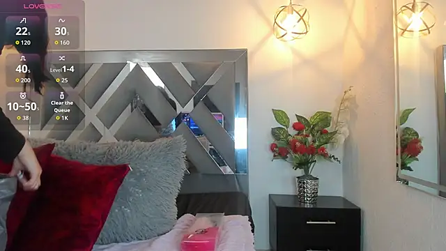 Candy Hott7 online show from November 3, 7:40 pm