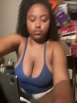princesslivv online show from May 13, 2:17 am