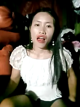 Snapshot of rubi_bae chatting on October 9, 11:14 am rubi bae online show from October 9, 11:14 am
