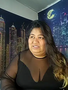 curvy diva  online show from May 13, 10:21 am