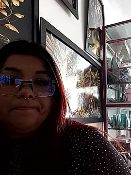 snow belle online show from November 17, 6:52 pm