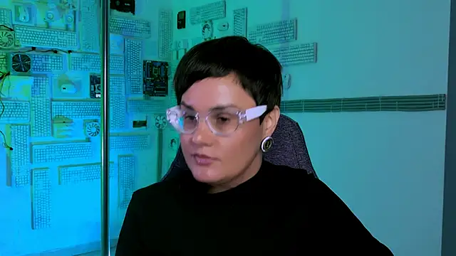 LauraDavidsons online show from September 28, 4:01 pm