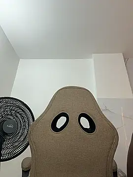 emily browne online show from January 7, 8:23 pm