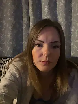 SexyLoLoUK online show from September 21, 5:17 am