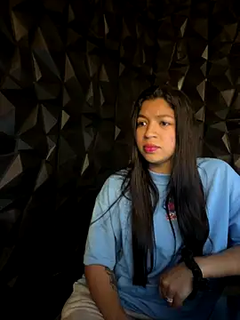 lil charme online show from October 27, 4:46 pm