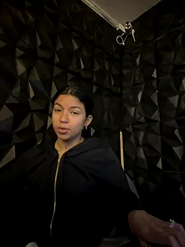 lil charme online show from November 2, 8:23 pm