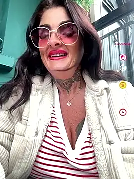 IrishmilfAnna online show from June 9, 2:38 pm