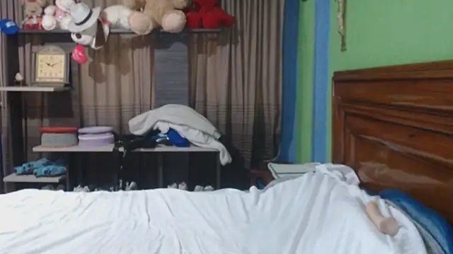  Charlize theron  online show from November 6, 1:11 am