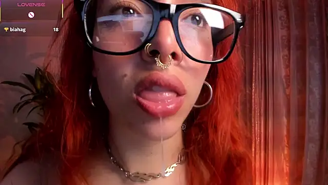 Snapshot of bri_von_dhara__ chatting on September 22, 10:57 am bri von dhara online show from September 22, 10:57 am