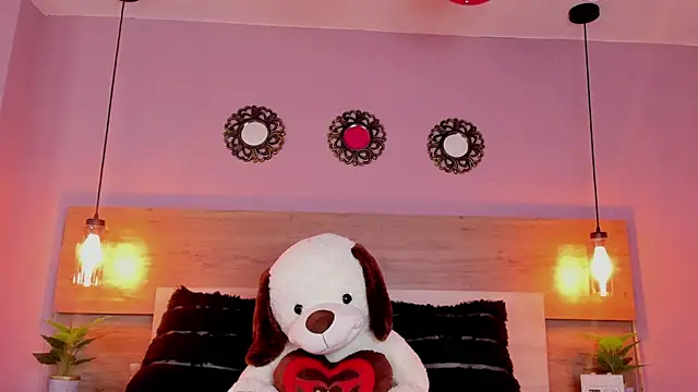 SusanAdams1 online show from February 19, 3:33 pm