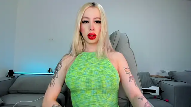 Sweet Soffi online show from December 22, 2:58 am