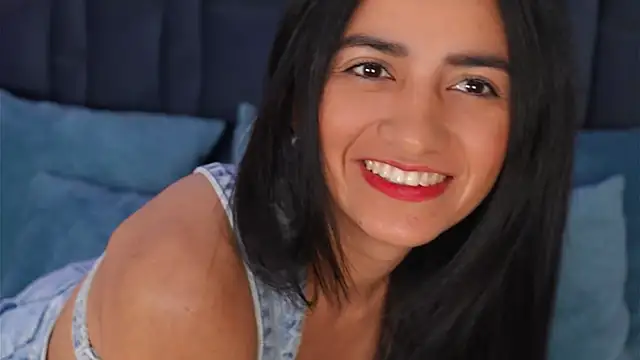 Snapshot of EmilyPrincy chatting on October 1, 11:48 am EmilyPrincy online show from October 1, 11:48 am