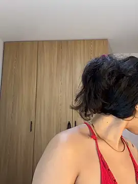 Snapshot of CatadeLuca chatting on October 1, 2:33 pm CatadeLuca online show from October 1, 2:33 pm