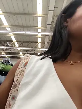 julieta evanns1 online show from October 3, 6:46 pm