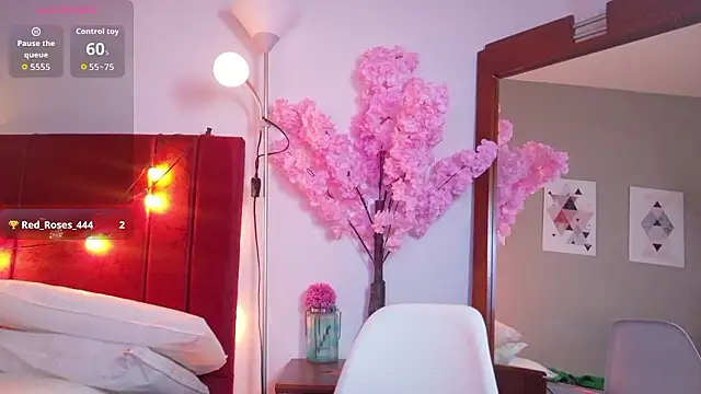 cosplaydate online show from February 20, 4:22 am