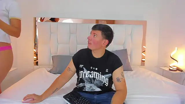 ZoeandEthan online show from September 16, 6:27 pm