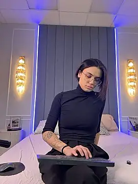 VioletAsh online show from January 10, 4:28 am