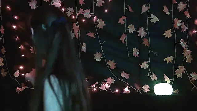   Leyla   online show from October 17, 5:38 pm