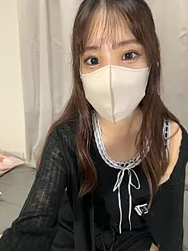 Snapshot of riri__nyan_o0 chatting on October 6, 5:24 am riri nyan o0 online show from October 6, 5:24 am