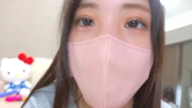 riri  nyan o0 online show from July 12, 12:44 am