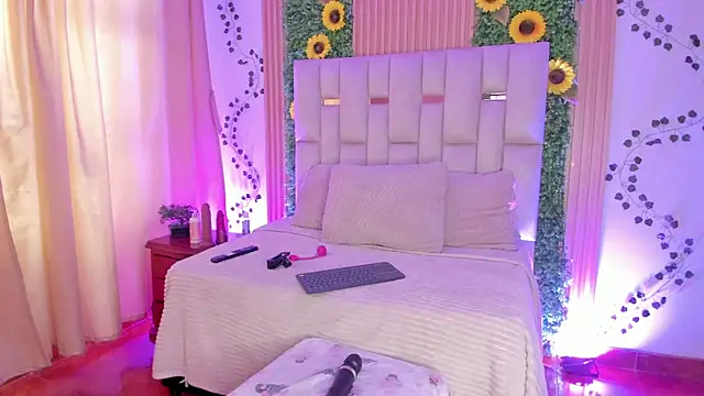 Jade Nmm online show from November 5, 2:55 pm